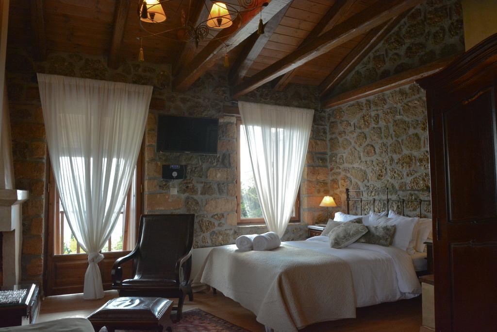 Nymfes Guesthouse Synikia Mesi Trikalon 객실 사진